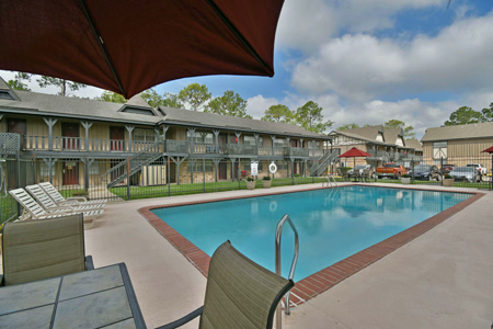 Canterbury House-1-pool-0900-1200w